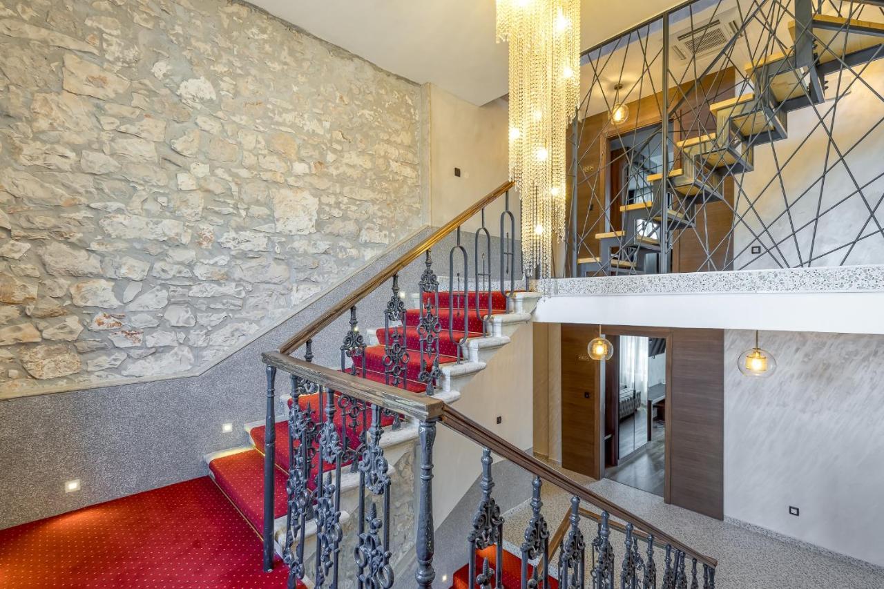 San Valentino Palace Aparthotel Umag Exterior photo