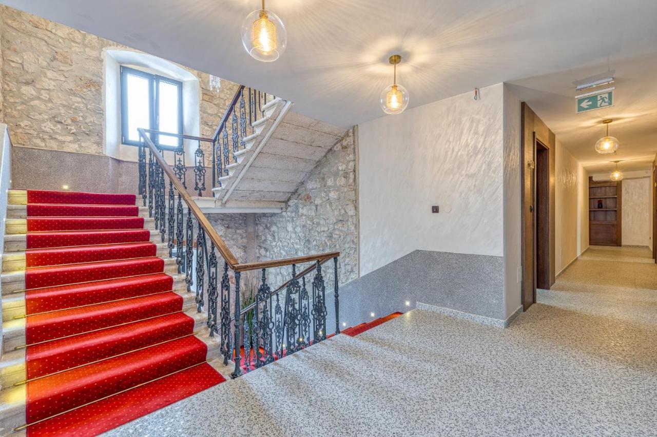 San Valentino Palace Aparthotel Umag Exterior photo