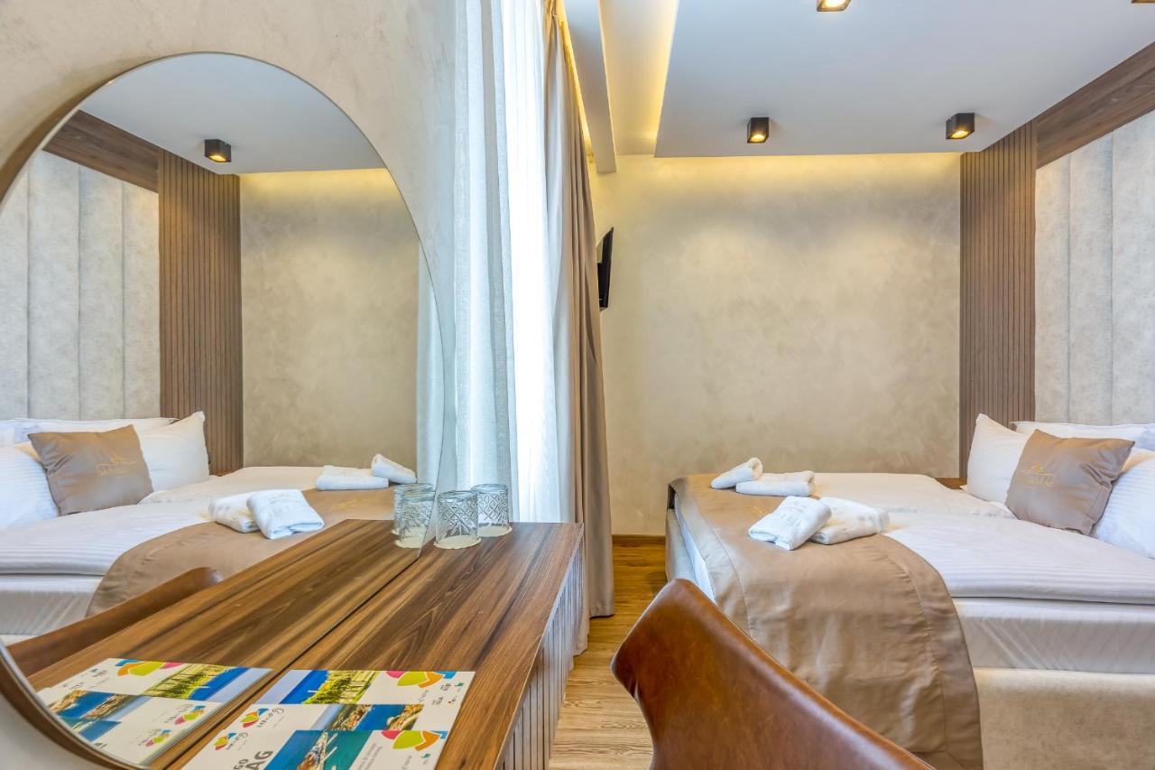 San Valentino Palace Aparthotel Umag Exterior photo