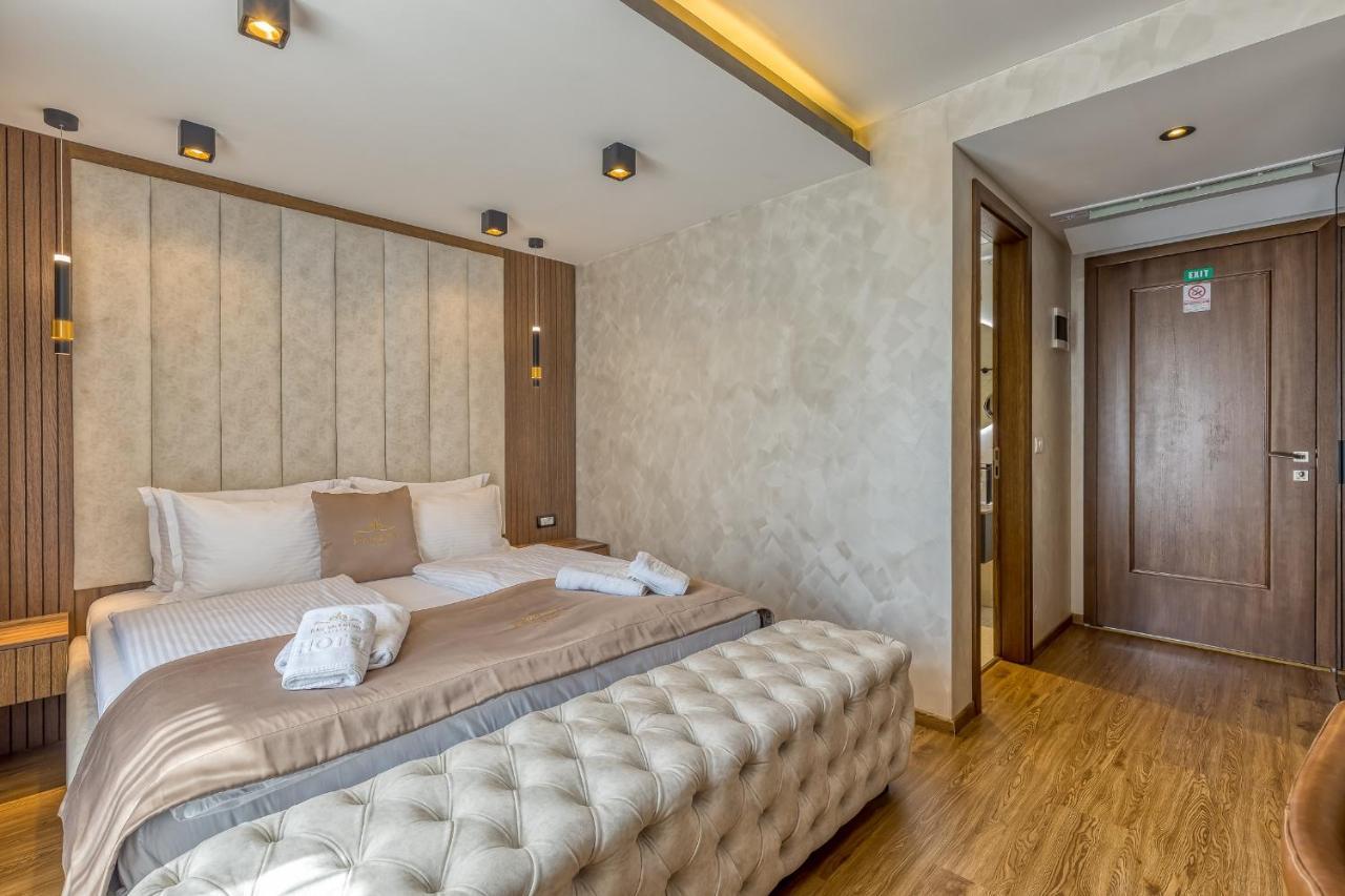 San Valentino Palace Aparthotel Umag Exterior photo
