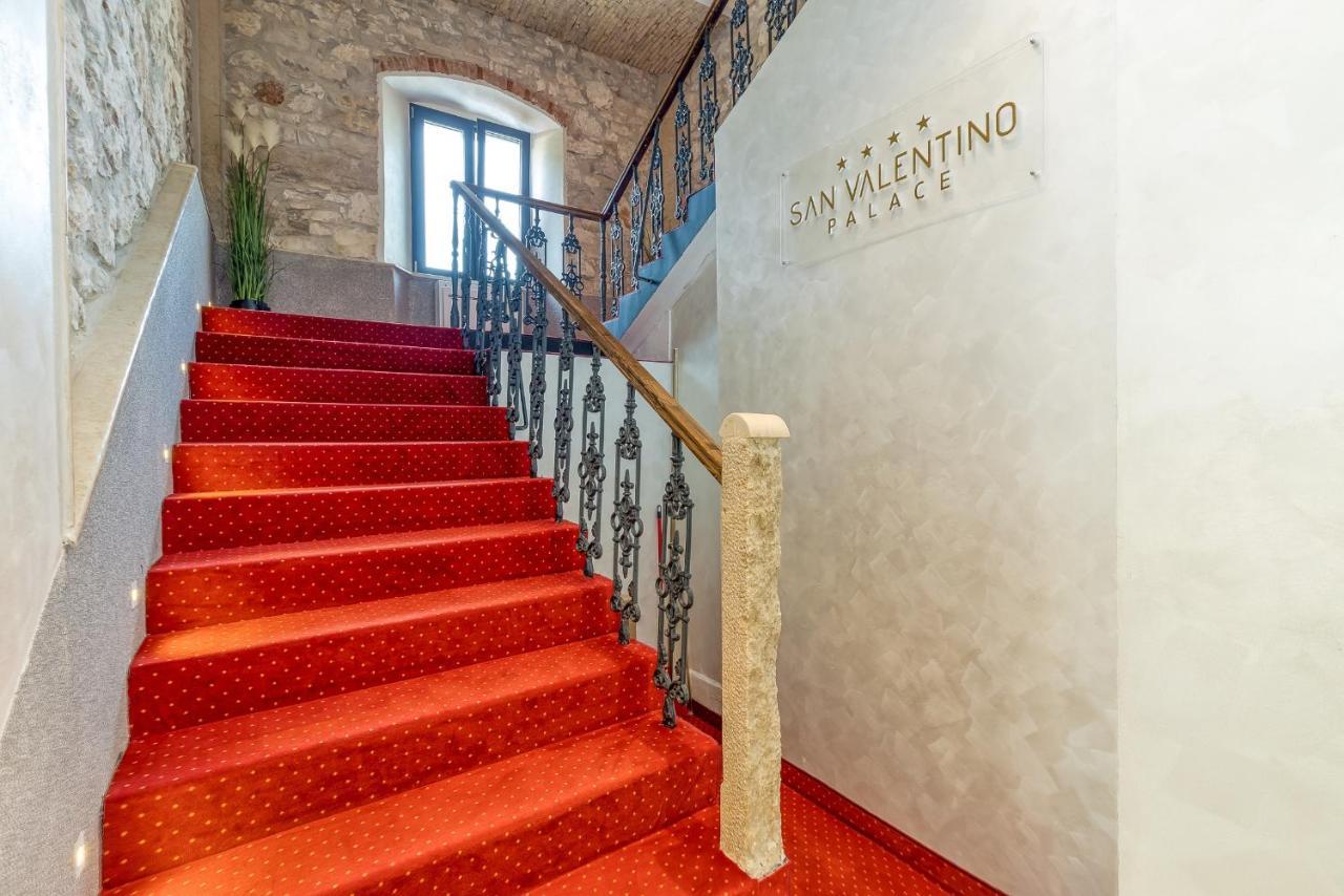 San Valentino Palace Aparthotel Umag Exterior photo