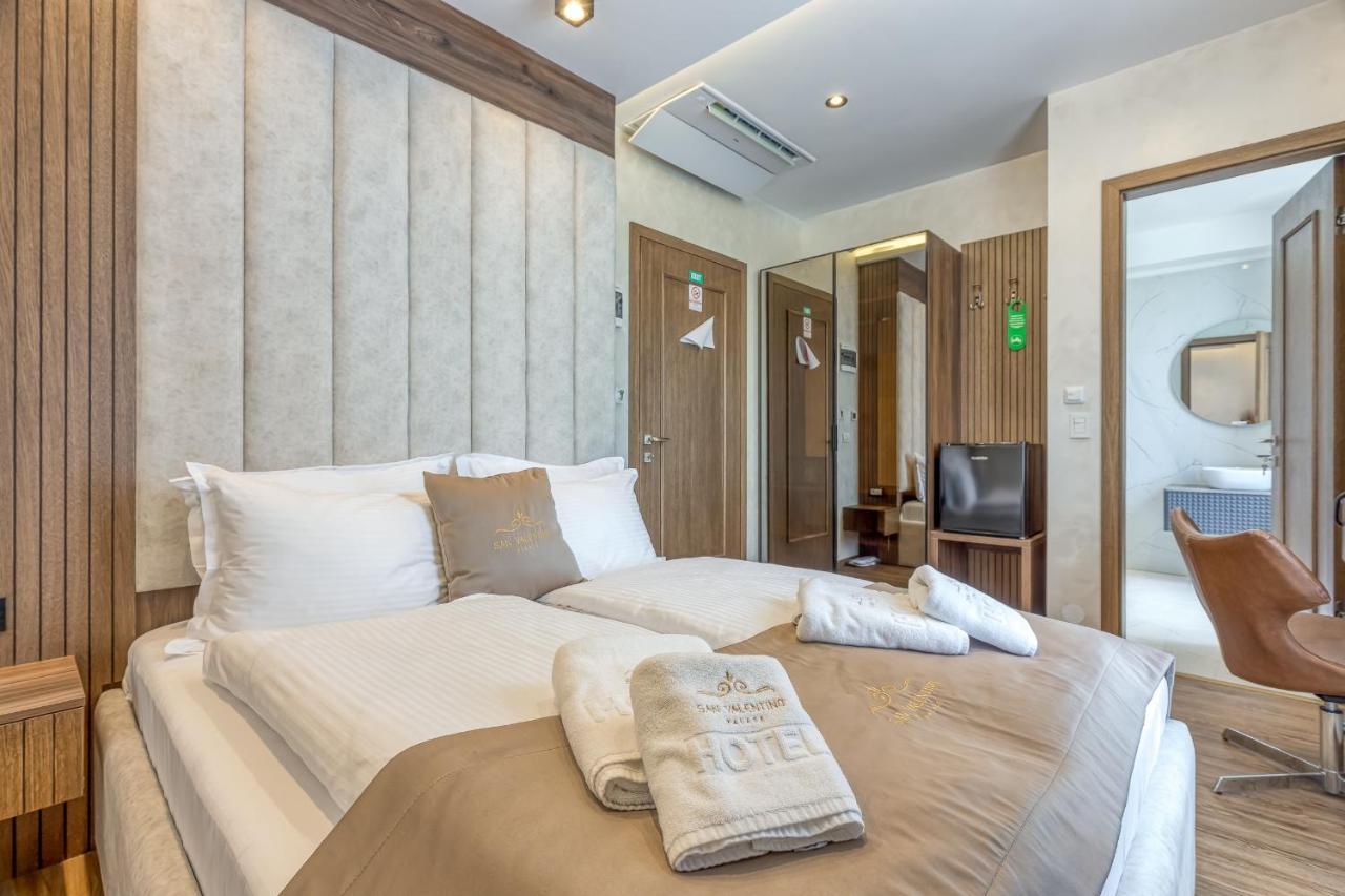 San Valentino Palace Aparthotel Umag Exterior photo